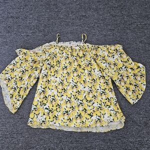 Cold shoulder lemon print blouse.  Flat friendly!